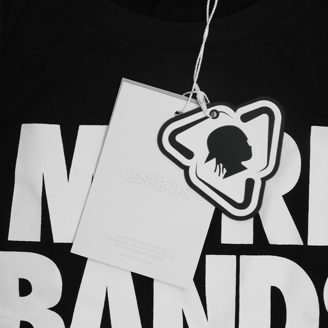 MORE BANDS BLACK CROP