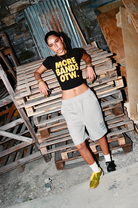 MORE BANDS WOMENS CROP