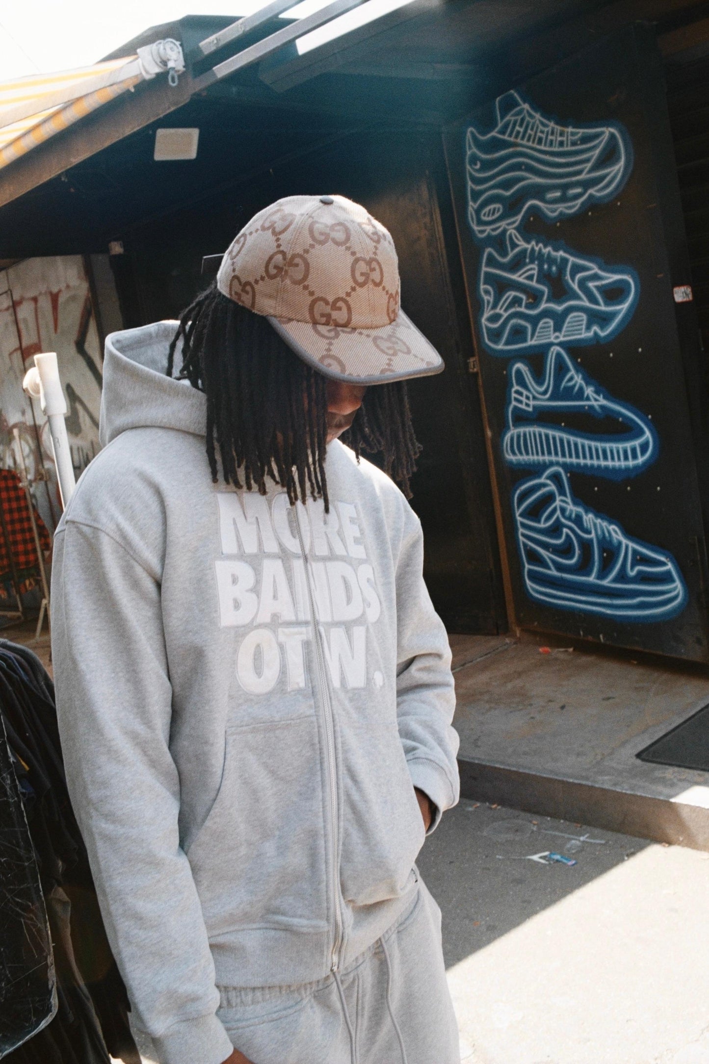 MORE BANDS OTW HOODIE - GREY